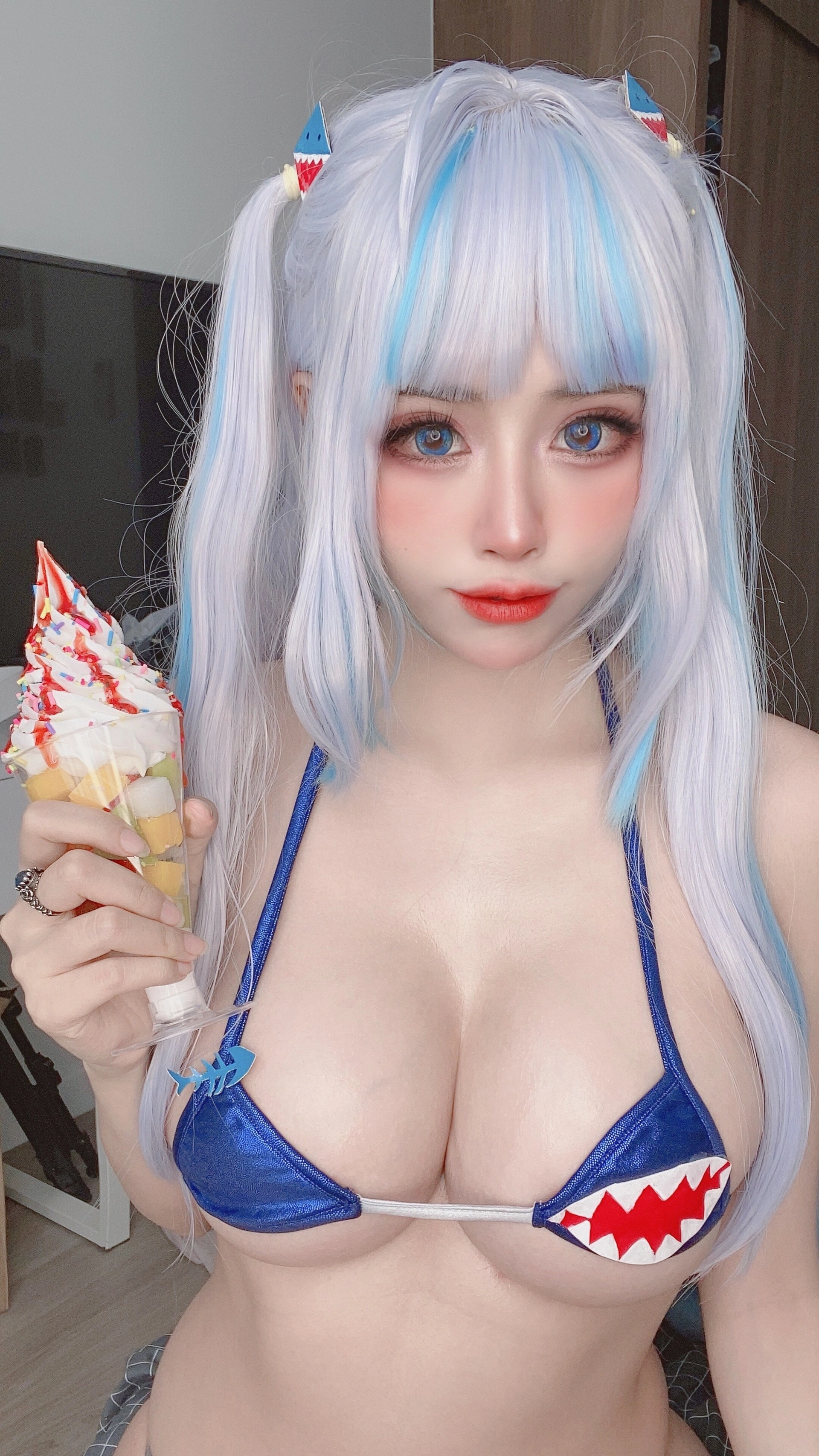 Byoru - NO.48 Gura Selfies 2